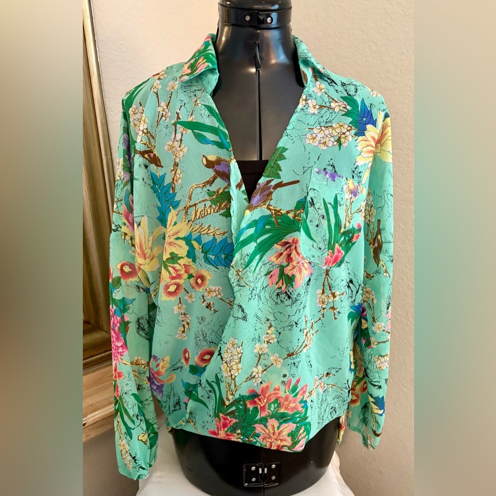 Oppa! Because I’m Happy Green Floral Wrap Blouse Size Large
